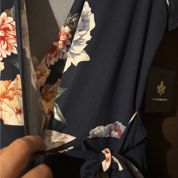 Navy Floral High Low Dress - Picture 7 of 8